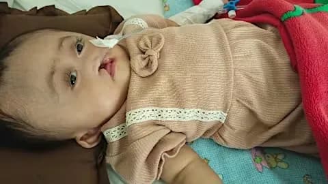 Bantu adik naomi berobat dan operasi untuk sembuh