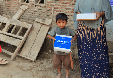 tunaikan-fidyahmu-dengan-sedekah-teman-nasi