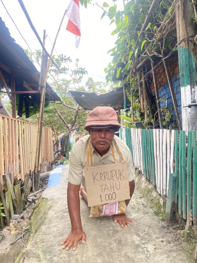 Lumpuh Sejak Lahir Kakek Ibnu Terus Berjuang Untuk Hidup