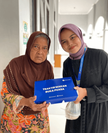 kumpulkan-pahala-berlipat-dengan-berbagi-makan-buka-puasa