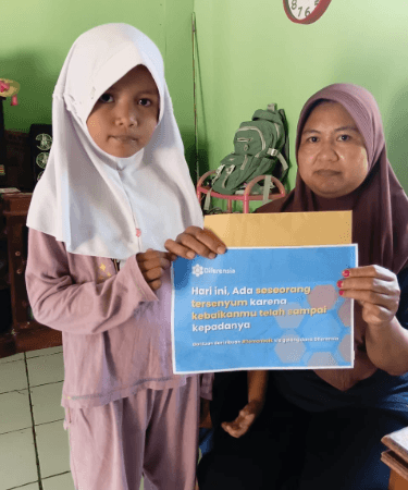 booking-pahala-lewat-borong-dagangan-anak-yatim